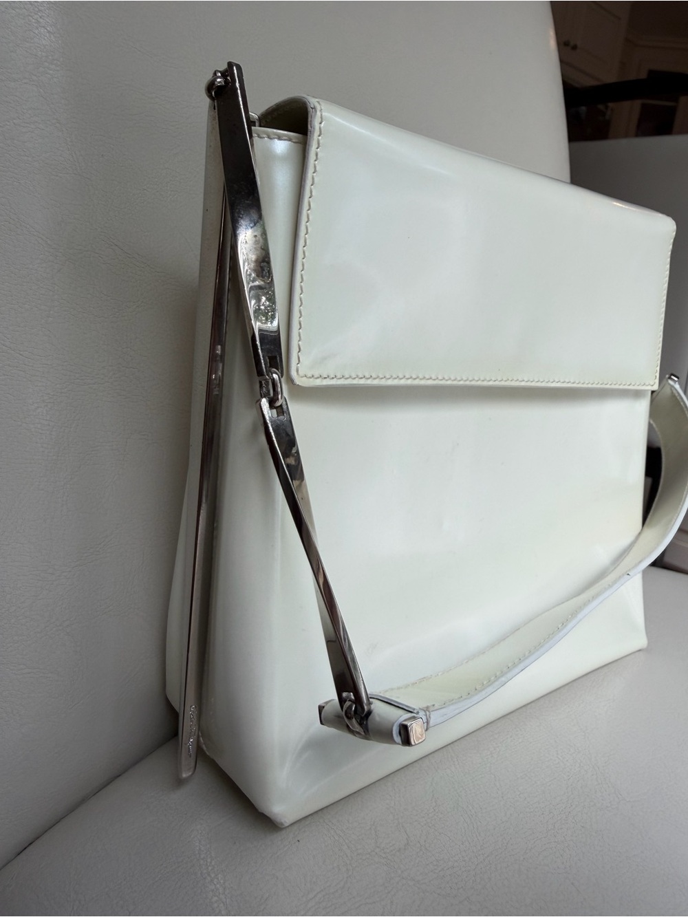Vintage Salvatore Ferragamo Pearl White Patent Leather Shoulder Bag Authentic - Picture 6 of 11